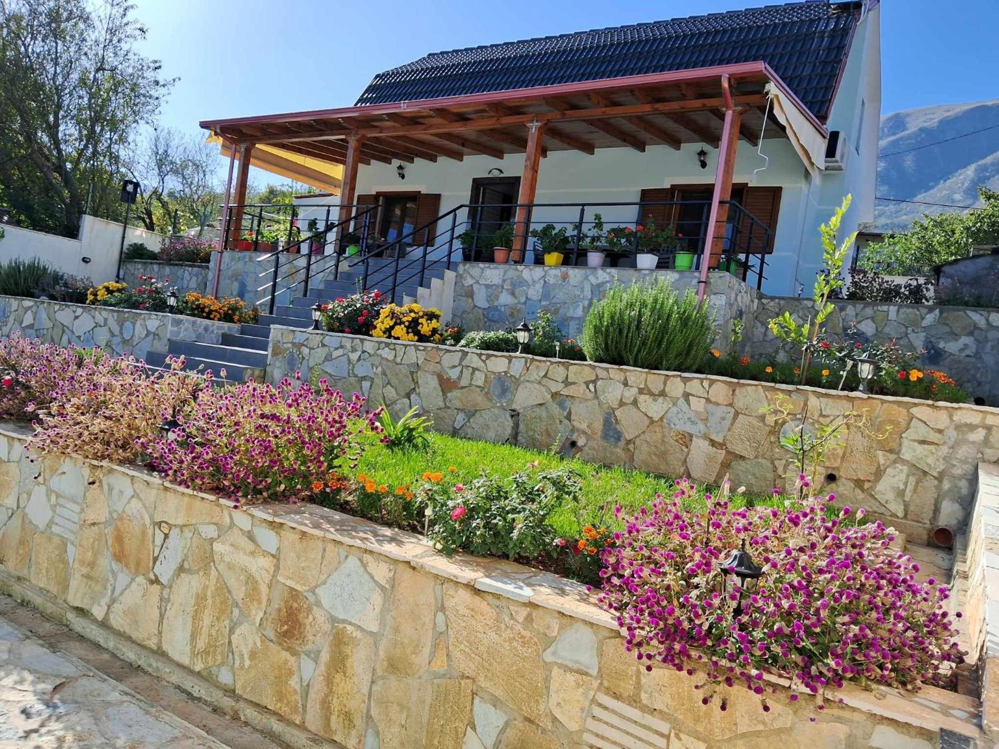 Villa Sana Rooms Përmet Esterno foto